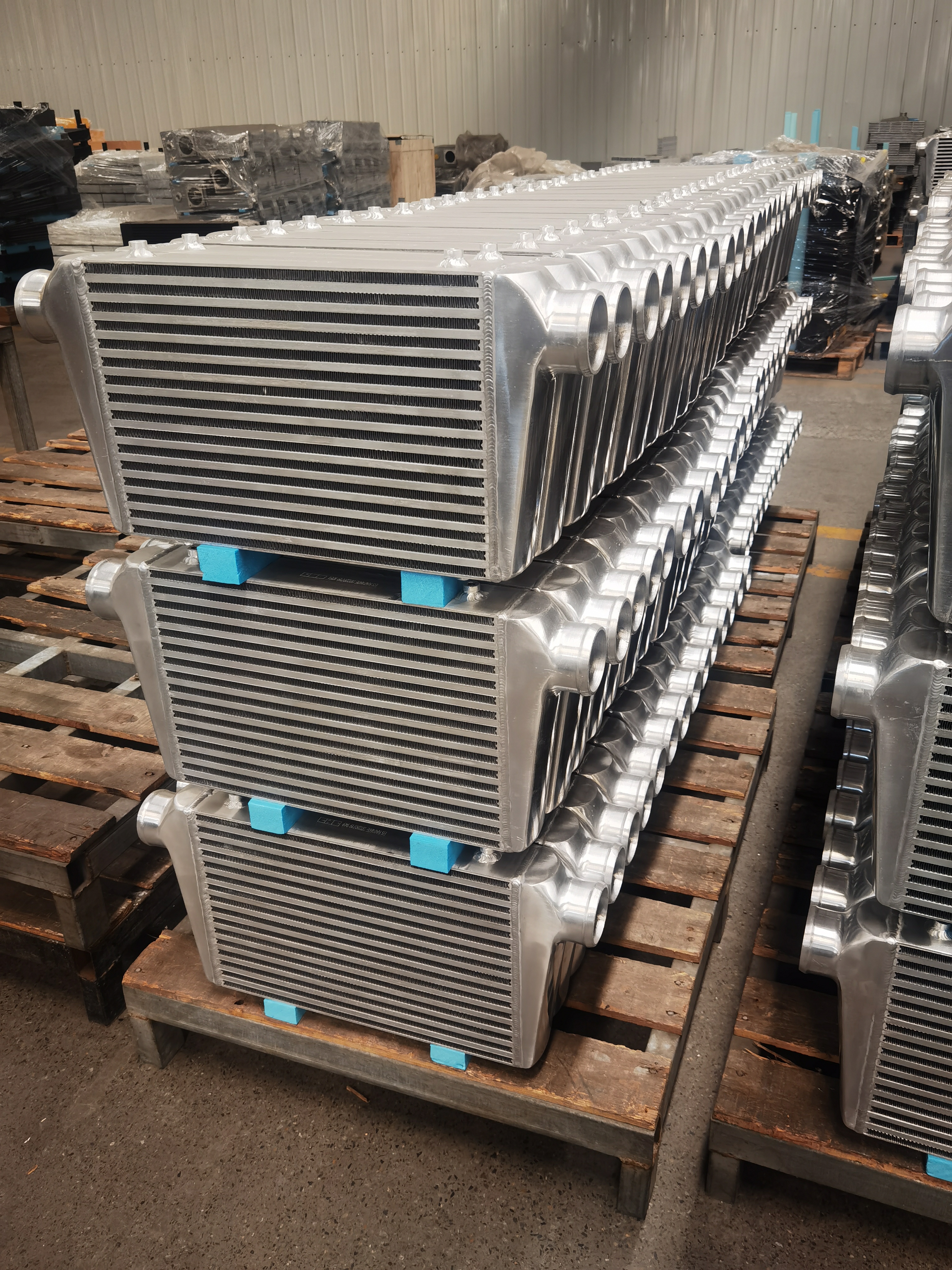 Het verschil tussen aluminium watertank en aluminium plastic watertank