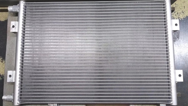 Condensor voor airconditioning voor auto's