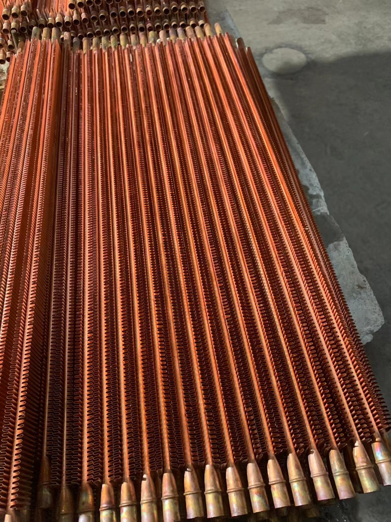 Toepassing en werkingsprincipe van koperen buis in radiator